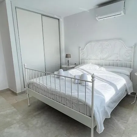 Fiorentino Apartment